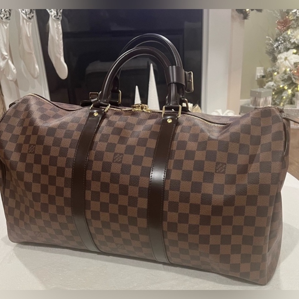 MelMel_Sells is LIVE 
It’s The Fabulous Show - Picture 2 of 13